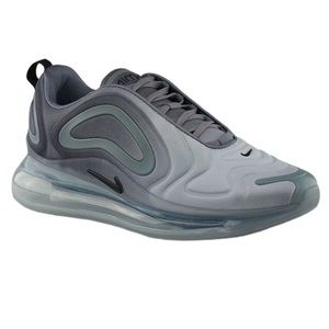 Woman’s Nike Air Max 720 Cool Grey Black Wolf Grey AR 9293-004 sz 8.5